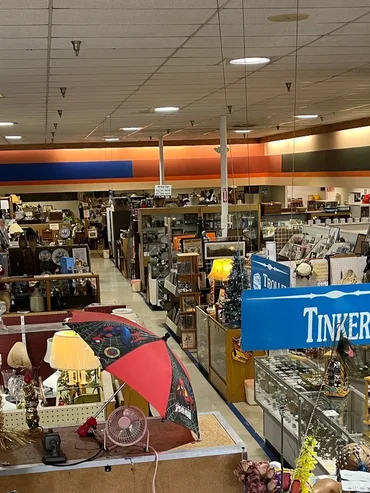 Roanoke Antiques, business photo 2